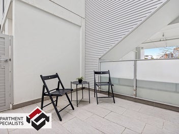A Rare Find in the Heart of Auckland