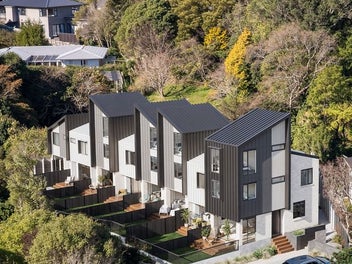 BOUTIQUE TOWNHOUSE