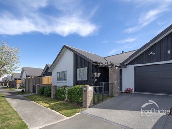 Charming Family Home in Rolleston