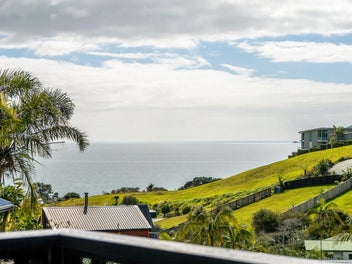 Live in, Earn or Escape too?