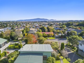 Perfect Sea And Island Views - Excellent Value