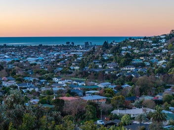 Extraordinary Views - A Must See Opportunity