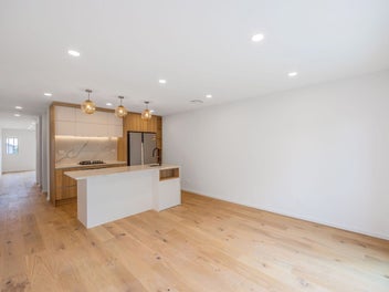 Modern Architectural Design in a Prime Location