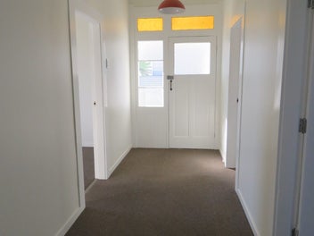 LOCATION! First Home/Investment - Ready to move in