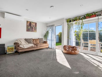 Modern Comfort, Timeless Charm – A Hidden Gem!