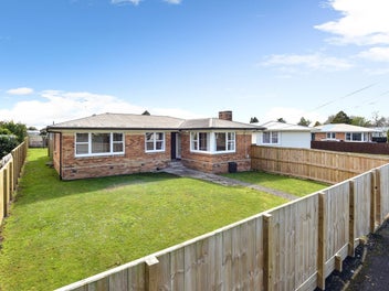 Great value 4 bedrooms and 2 bathrooms
