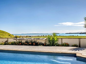 Whitford’s Grand Estate