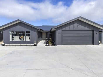 Image 1 of 18