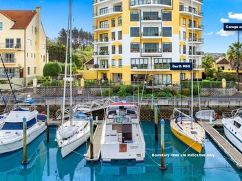 Feel on top of the world! 16m berth included