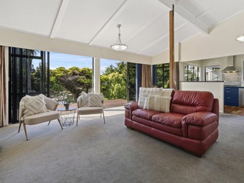 Single Level, Sun Drenched, Easy Living!