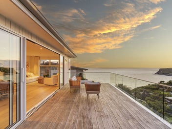 Breathtaking Views - Coastal Cool!