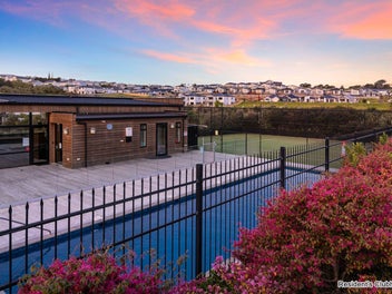 The Ultimate Family Lifestyle in Fairway Bay