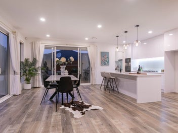 The Ultimate Family Lifestyle in Fairway Bay