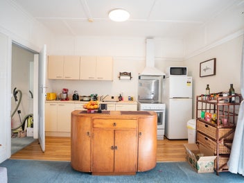 4 x FLAT MT VICTORIA MULTI INCOME