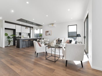Home Sweet Home - Prestigious Murrays Bay