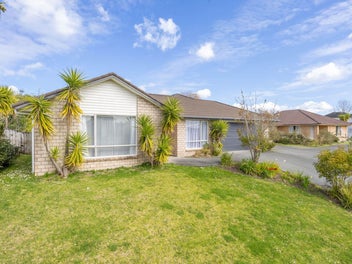 Retreat in a Tranquil Wellsford Cul-de-Sac