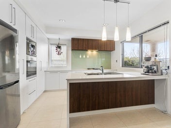 The Perfect Lock and Leave