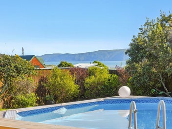 Elevated living, space and sea views!