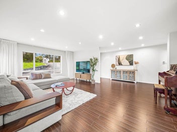 Family Living with Space, Views & Location