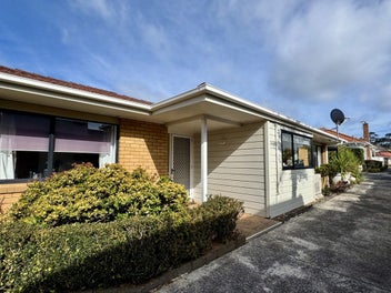 Image 1 of 18