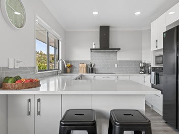 Fully Furnished Option!