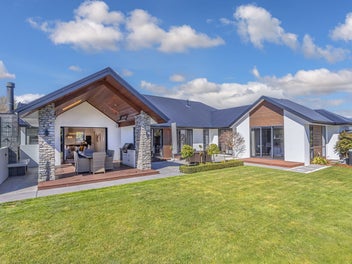 Luxe Living in Prebbleton's Finest Pocket