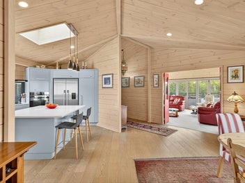 Feel like you are on holiday everyday