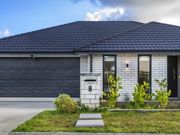 Sleek Comfort with Picture Perfect Views