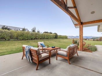 Downsizing and Ready to Deal!