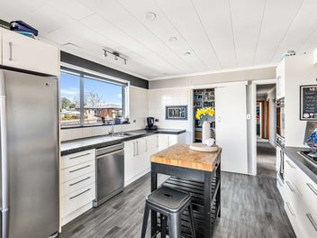 PERFECT FAMILY HOME FOUND!