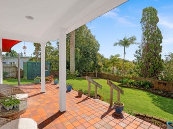 Sellers bound for Australia…