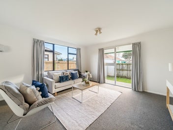 PERFECT FIRST HOME IN WAIWHETU