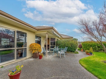 Peaceful and secure - top location