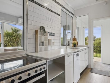 Serious Value in Andersons Bay