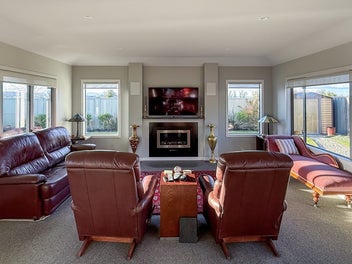 Executive Elegance, Style & Comfort