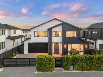 Discover Modern Luxury in Long Bay