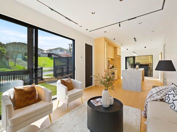 Brand-new modern living