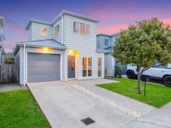 Families Favourite - On the Market