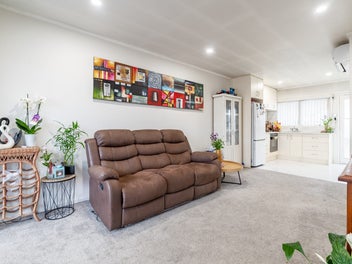 Your Modern Home in Papakura Awaits!