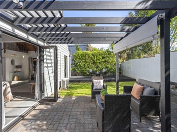 Freestanding. Functional. Fantastic Mt Eden.