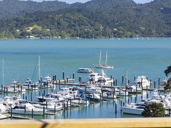 AFFORDABLE WATERFRONT - PRICELESS LIFESTYLE