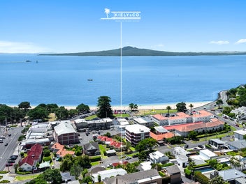 Close to the beach in traditional style-MissionBay