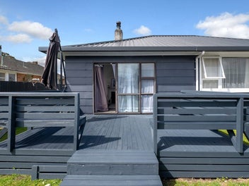 Deck, Yard, and a New Roof - What's Not to Love?