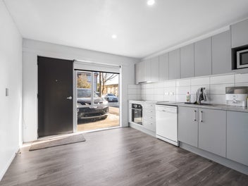 Solid Construction.Serious Returns.Zero Headaches