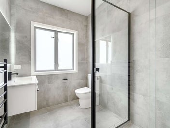 Fresh & Modern: Brand-New Matarangi Villa!