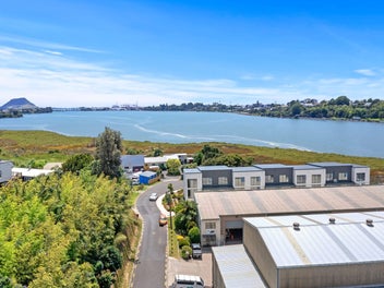 Your Estuary Escape Awaits