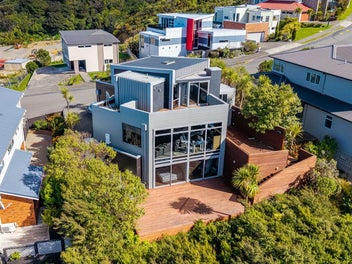 A VERY RARE OPPORTUNITY - MORTGAGEE SALE
