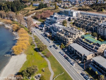 Central Queenstown Penthouse