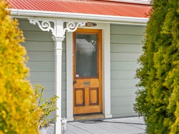 Character Cottage in a Premium Location