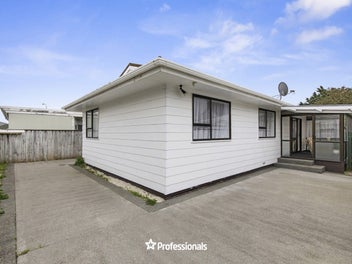 YOUR PERFECT FIRST HOME IN NAENAE!
